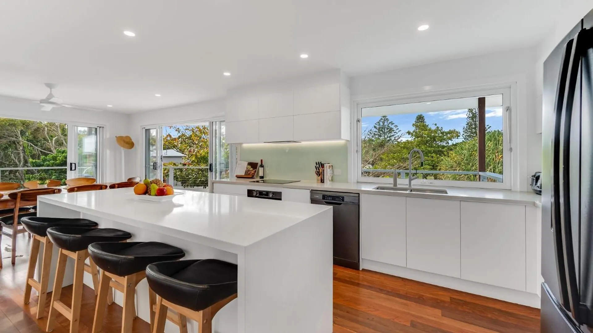 1 Buderim Street Currimundi Qld Caloundra Semesterbostad